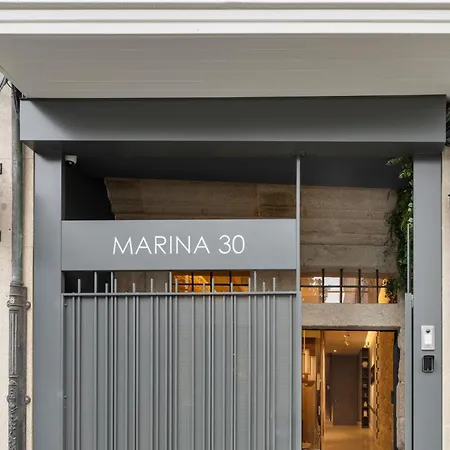 Marina 30 Pensión