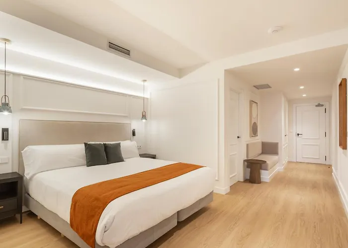 Marina 30 3* La Corogne