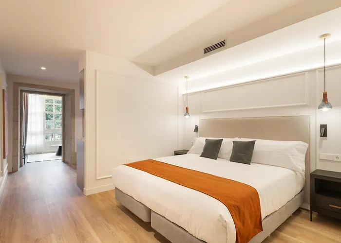 Marina 30 3* La Corogne