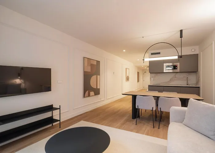 Marina 30 3* La Corogne