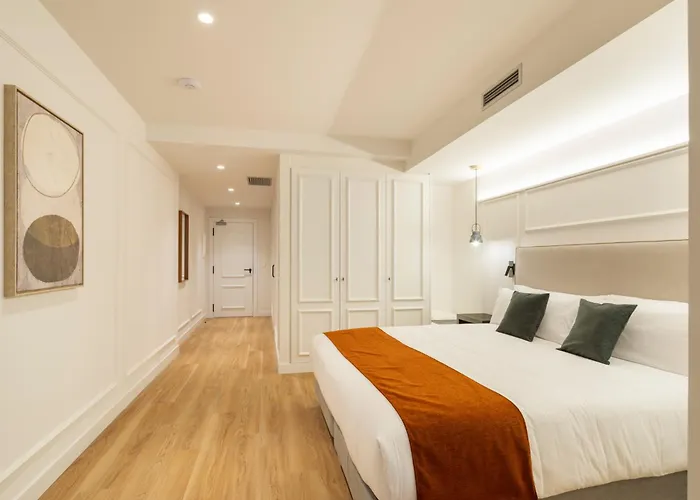 Marina 30 3* La Corogne